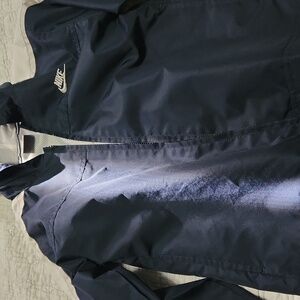 Nike light jacket size 5 boys